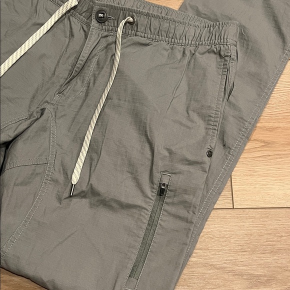 Vuori Men’s Ripstop Climber Pant - Picture 2 of 6